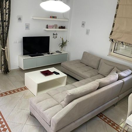 Villa A Cozy Duplex In The Lalzi Bay Durrës Exterior foto