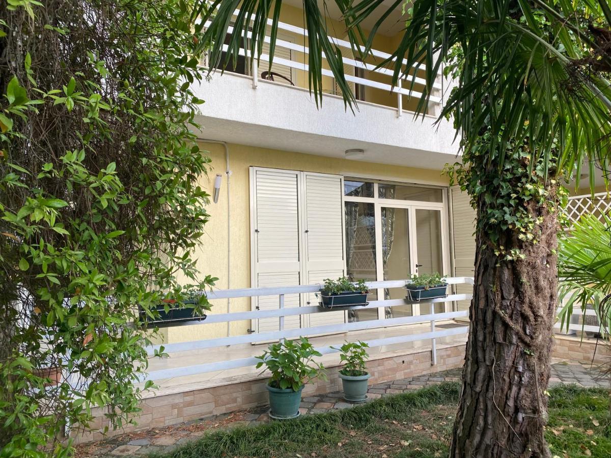 Villa A Cozy Duplex In The Lalzi Bay Durrës Exterior foto